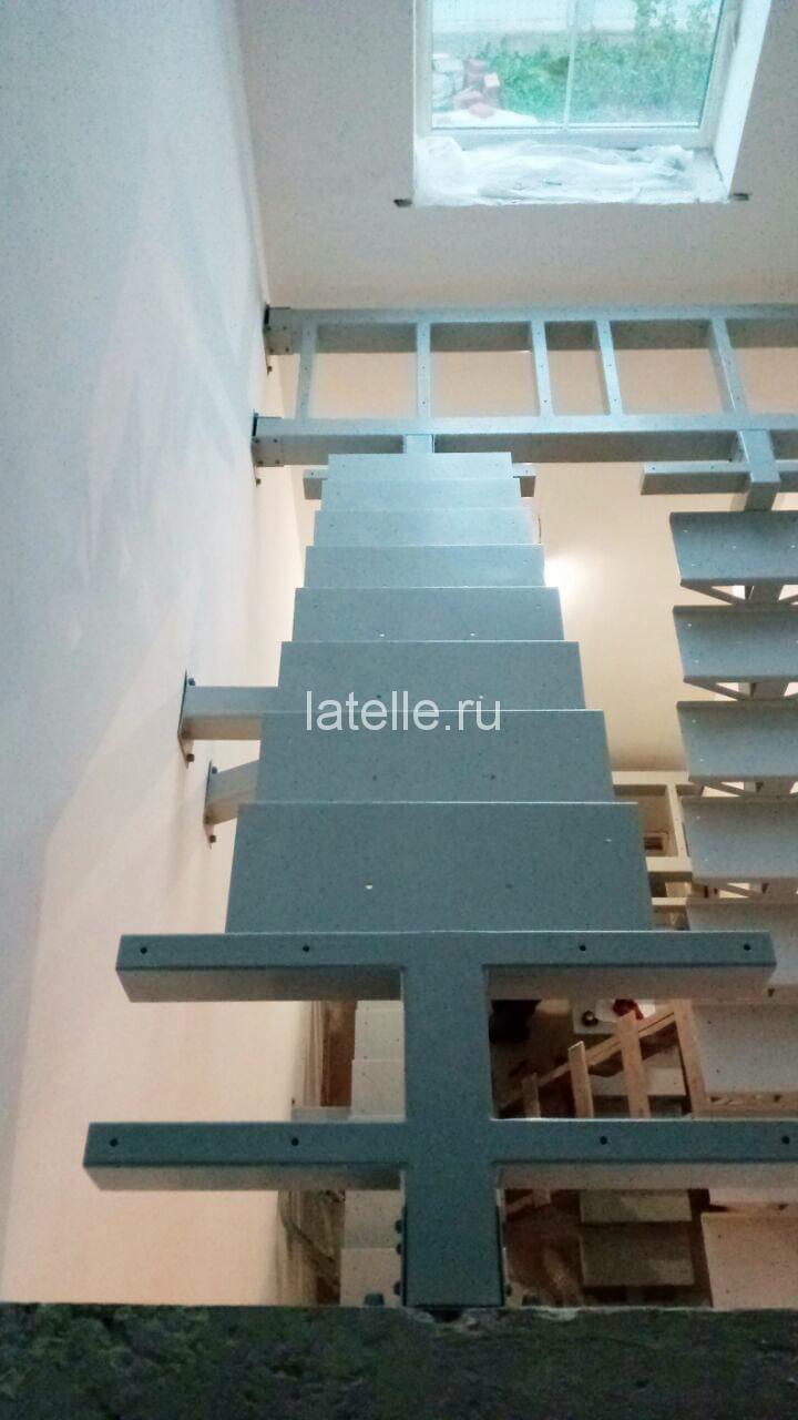 Металлический каркас лестницы (монокосоур) Base Classic Прямой!-2