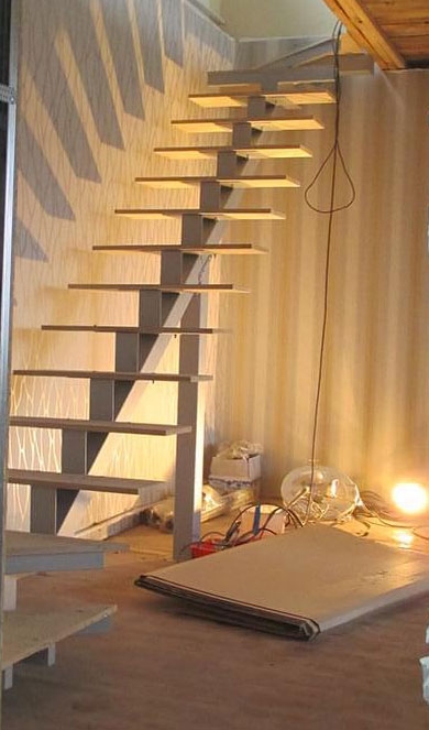 Металлический каркас лестницы (монокосоур) Base Сlassic 90-0