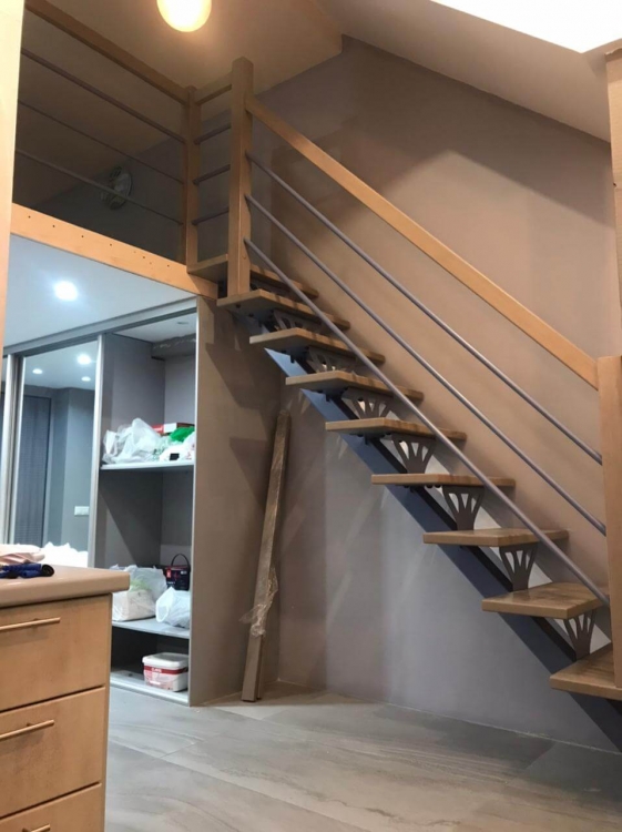 Лестница прямая на монокосоуре для частного дома Solo Classic (Проект №89)-3