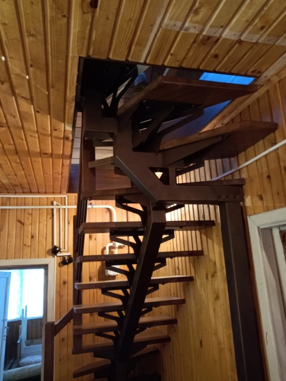 Лестница забежная П-образная на монокосоуре Solo Classic Проект №217-2