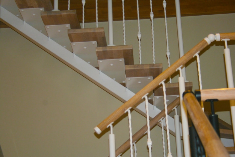 П-образная лестница для дома на второй этаж на монокосоуре Solo Classic (Проект №1)!-2