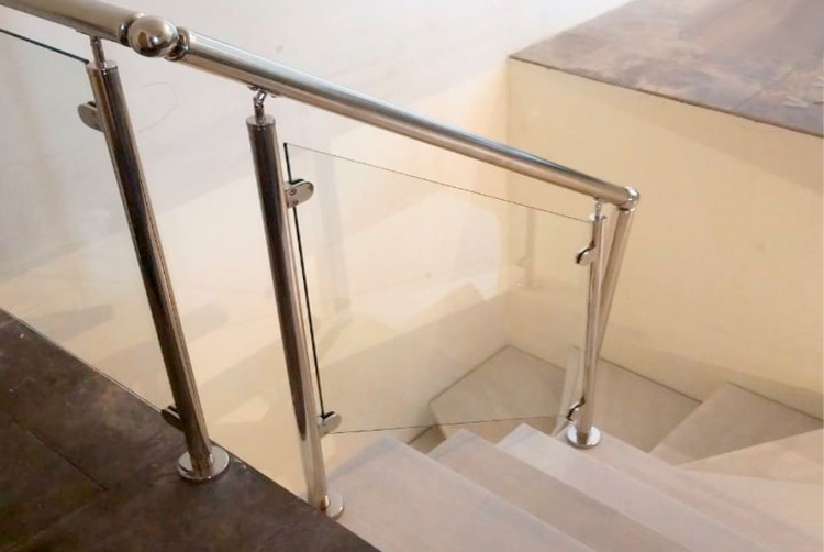 Лестница для дома на монокосоуре с забежными ступенями Solo Classic (Проект №27)!-5