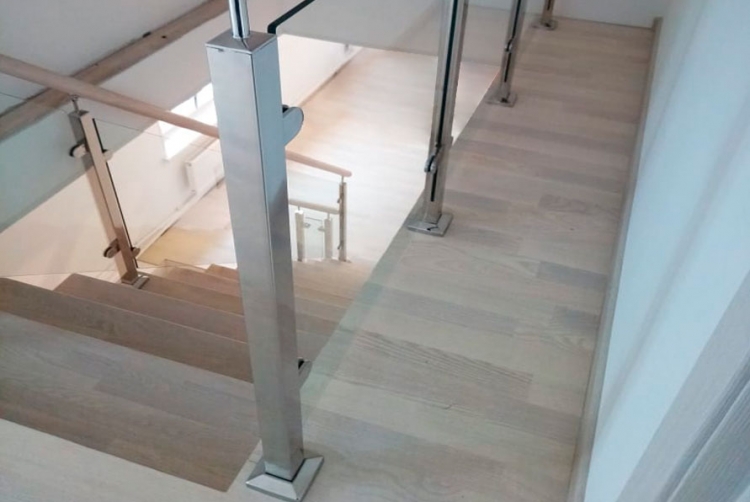 Прямая лестница в дом на монокосоуре Solo Classic (Проект №42)-2